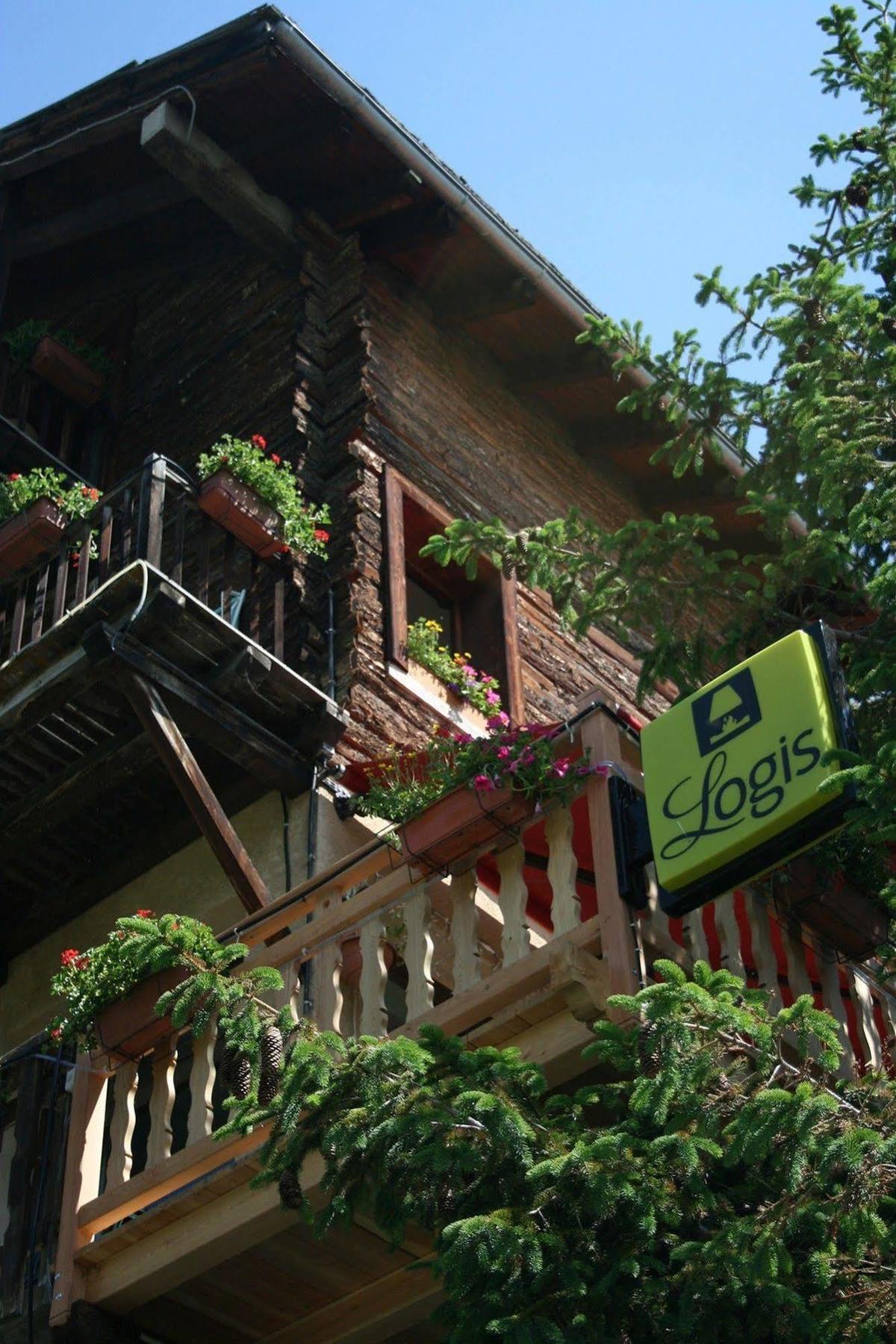 Hotel Le Chamois Logis 2*
