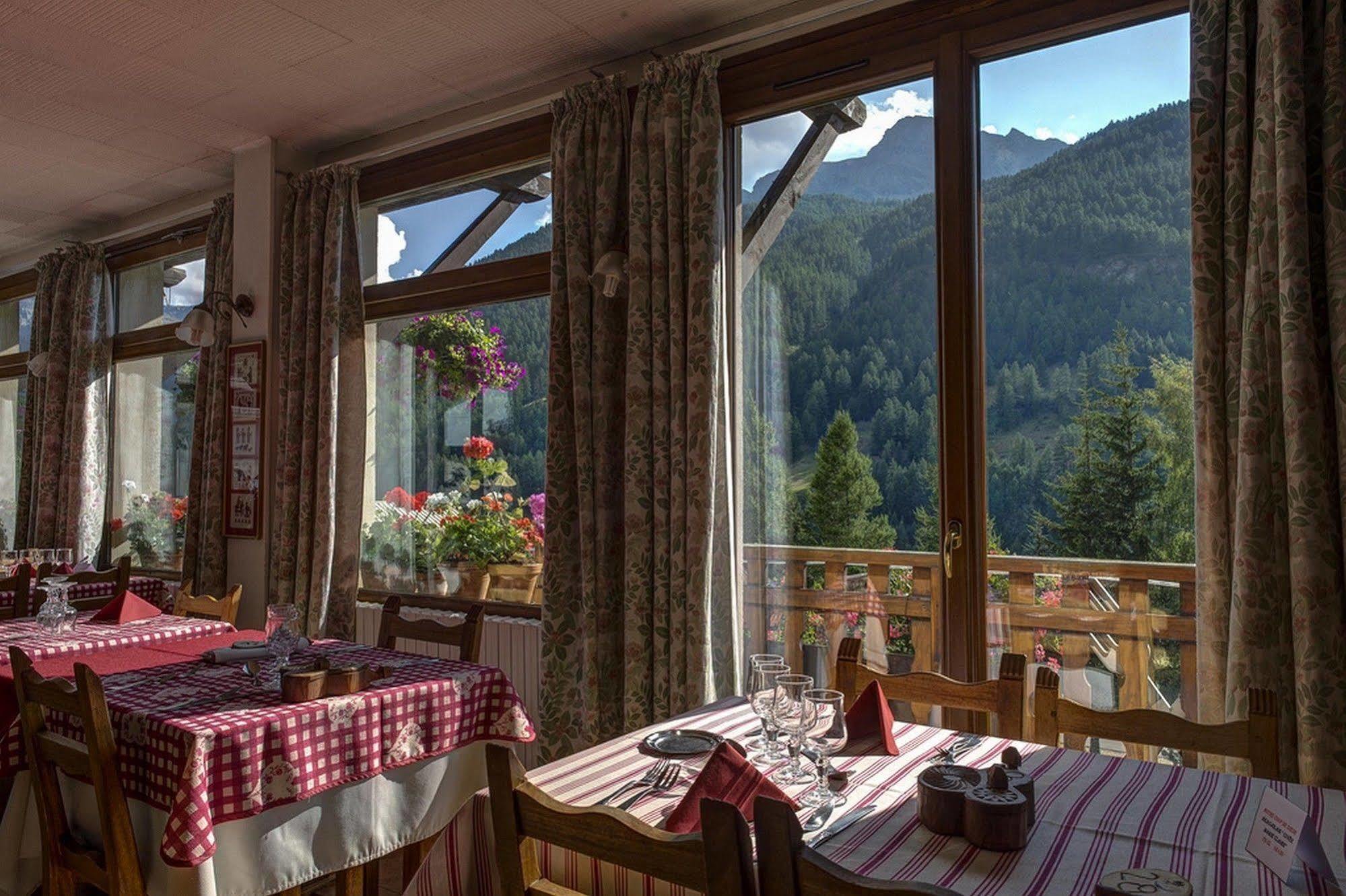 Le Chamois Logis Molines-en-Queyras